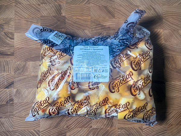 Сыр 1 кг ГОРНЫЙ СЫРОВАР (Бочонок копчёный с паприкой) в Волжском