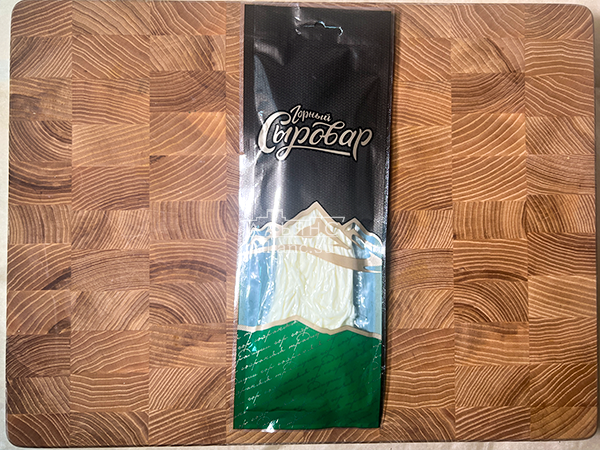 Сыр 60 гр ГОРНЫЙ СЫРОВАР (Паутинка белая с укропом и чесноком) в Волжском